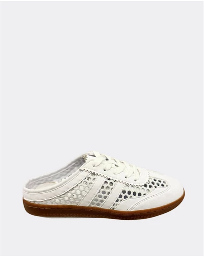 Human - Becca Sneakers - Women's
