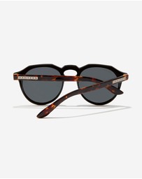 Hawkers Co - HAWKERS - Polarized Carbon Black WARWICK RAW Sunglasses for Men and Women UV400