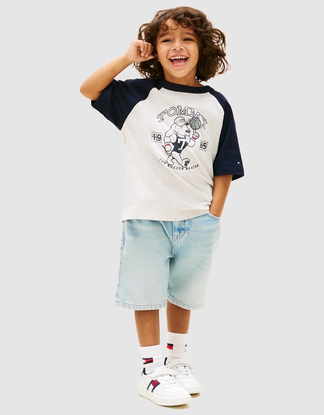 Tommy Hilfiger - Boys Graphic Raglan Crew Neck T-Shirt - Kids