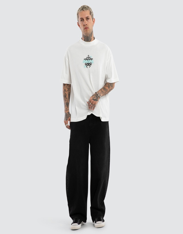 Kiss Chacey - Despair Street Tee