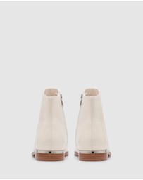 Nine West - Allara