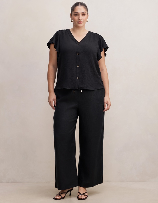 Forever New Curve - Cecilia Curve Flutter Sleeves Blouse