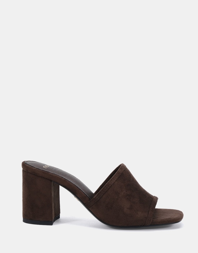 Novo - Nicole Mules