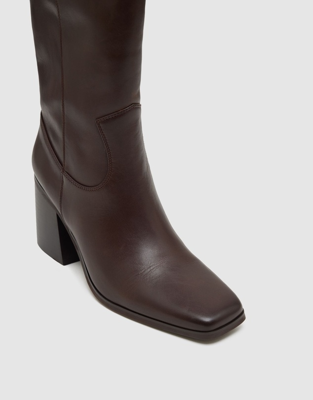 Oxford - Jeanie Leather Knee Boot