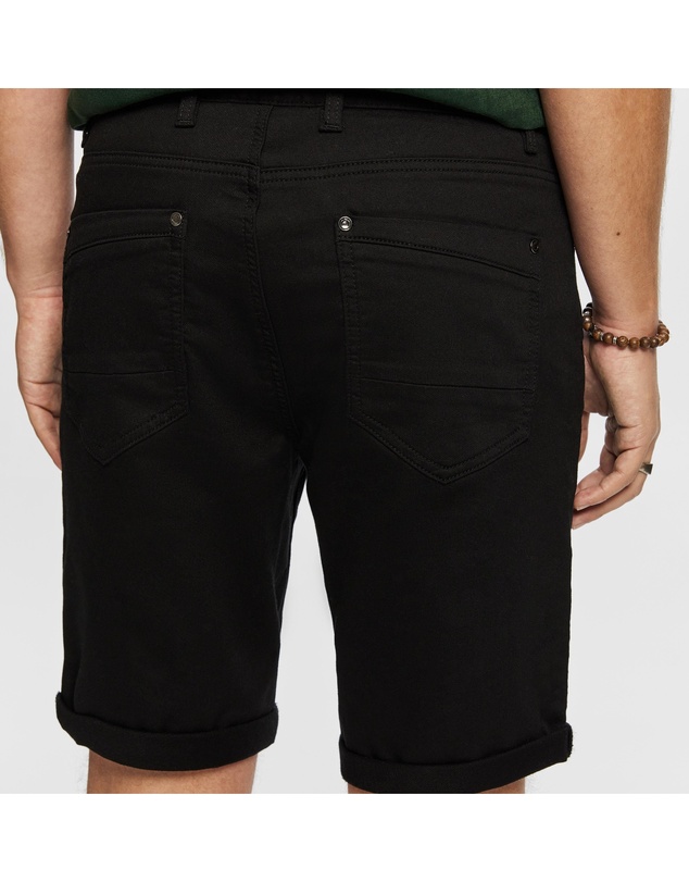 yd. - Herston Regular Short