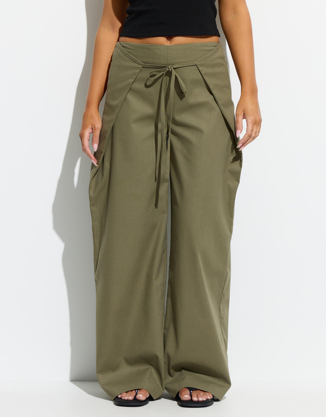 Dazie - Toni Relaxed Linen Blend Barrel Leg Pants