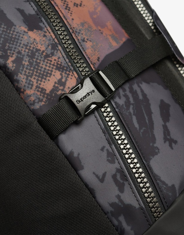 Superdry - Tarp Embroidered Rucksack