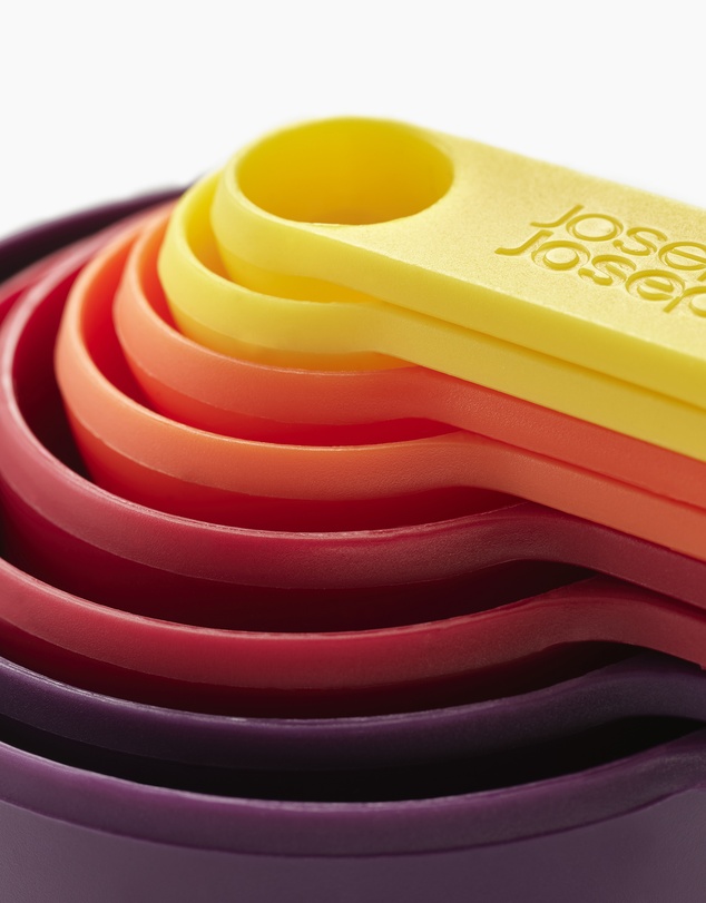 Joseph Joseph - Nest™ Measure 8-piece Measuring Cup Set (Multicolour)