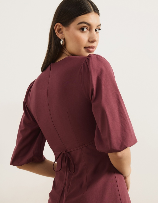 Atmos&Here - Molli V-Neck Short Sleeve Midi Dress
