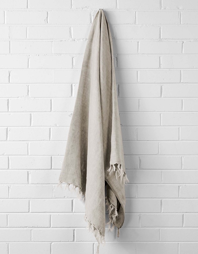 Aura Home - Linen Fringe Throw