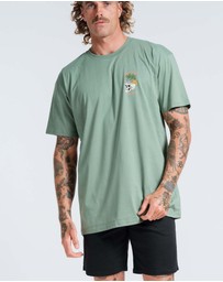 Vacancy Co - Club Dread Tee