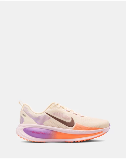 Nike - Vomero 18 - Women's