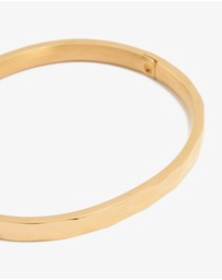 Lovisa - Waterproof Gold Plated Stainless Steel Hammered Hinged Bangle