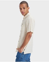 Quiksilver - Mens Safe Paradise Short Sleeve Shirt