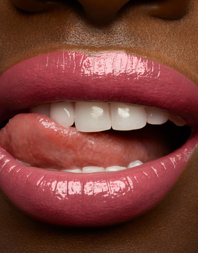 Yves Saint Laurent - Rouge Volupté Shine Lipstick 124