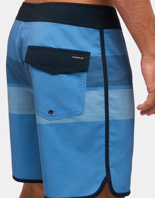 Quiksilver - Mens Surfsilk Scallop 18