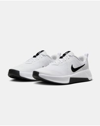Nike - MC Trainer 3 - Men's