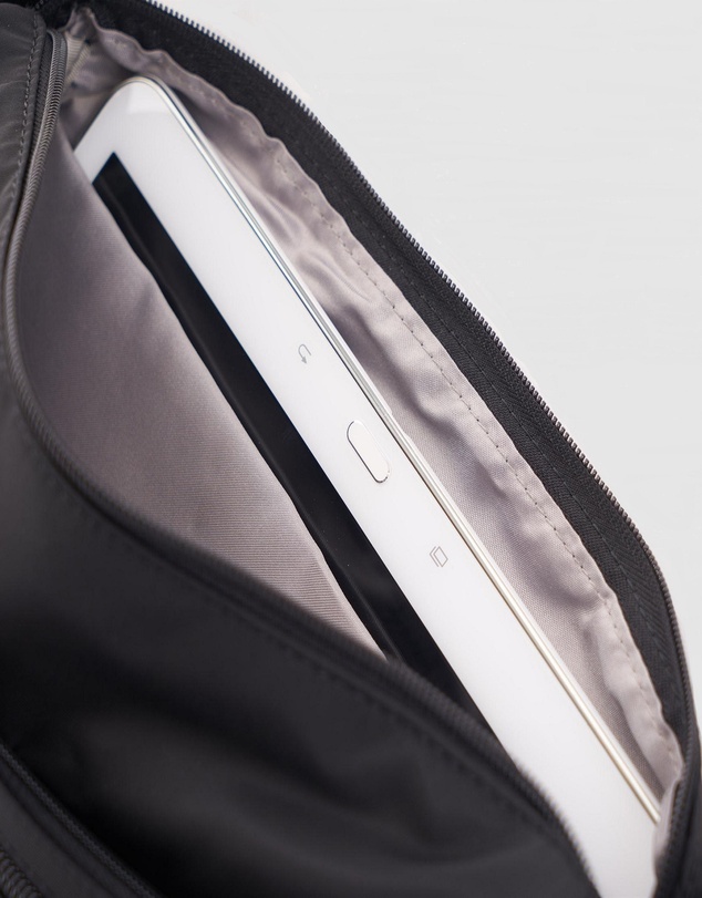Hedgren - Eye M Crossbody RFID