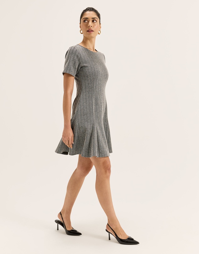 Review - Bonnie Tweed Dress