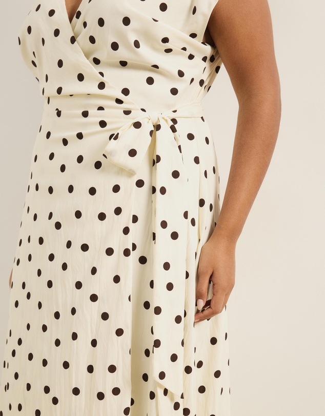 Atmos&Here Curvy - Natalee Polka Dot Wrap Dress