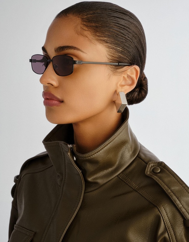 Le Specs - Torrid