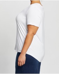 Love Your Wardrobe - Jamison Everyday Tee