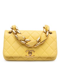 Pre-Loved by Azura Reborn - Pre-Loved chanel Quilted Lambskin Chain Bag