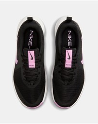 Nike - MC Trainer 3 - Women's