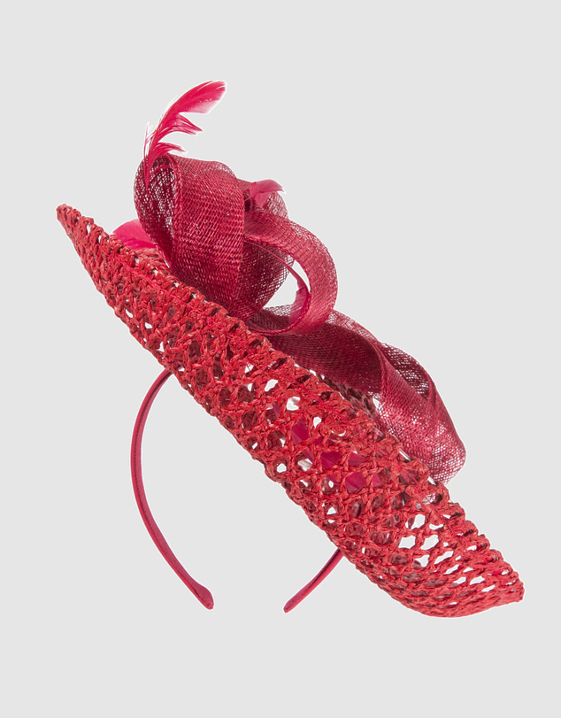 Max Alexander - Red Plate Racing Fascinator