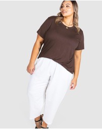 Love Your Wardrobe - Jamison Everyday Tee