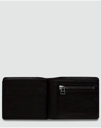 Status Anxiety - Leonard Wallet