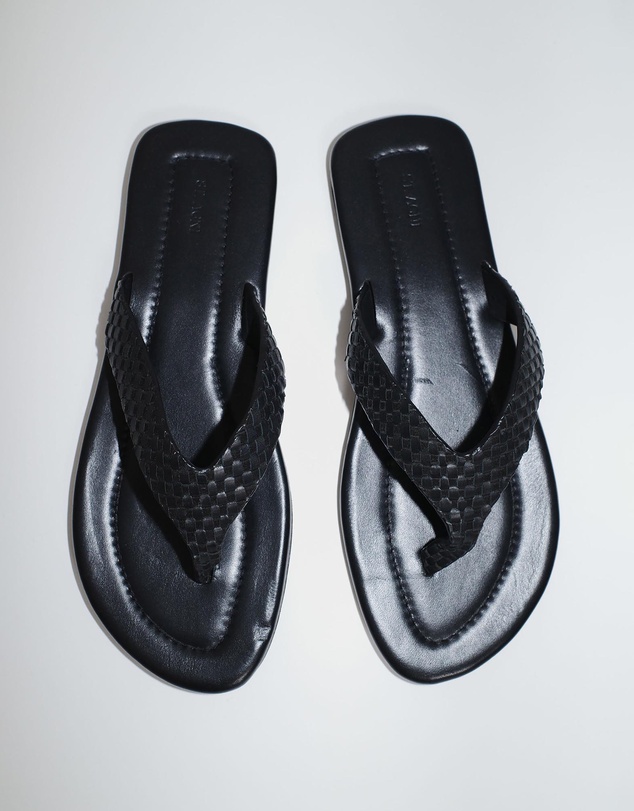 St. Agni - Lattice Weave Thongs