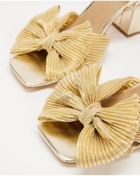 SPURR - Fallen Heels - ONLINE EXCLUSIVE