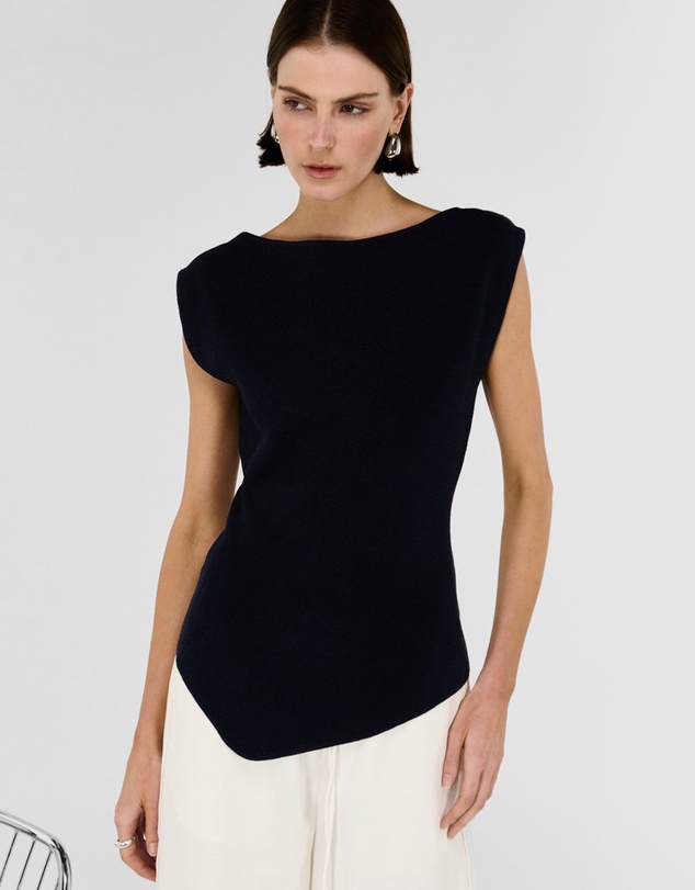 Staple the Label - Cassian Asymmetrical Knit Top