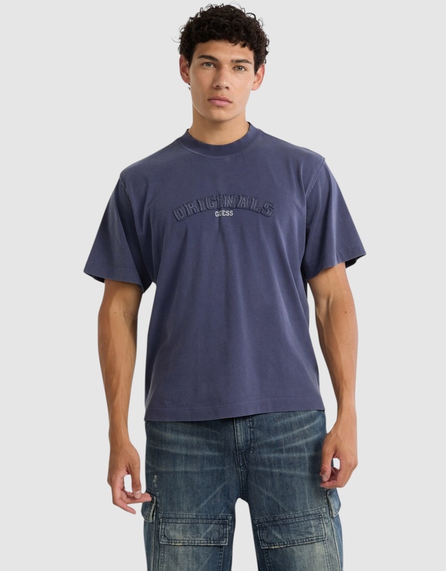 GUESS Originals - GUESS Originals Eco Applique Boxy T-Shirt