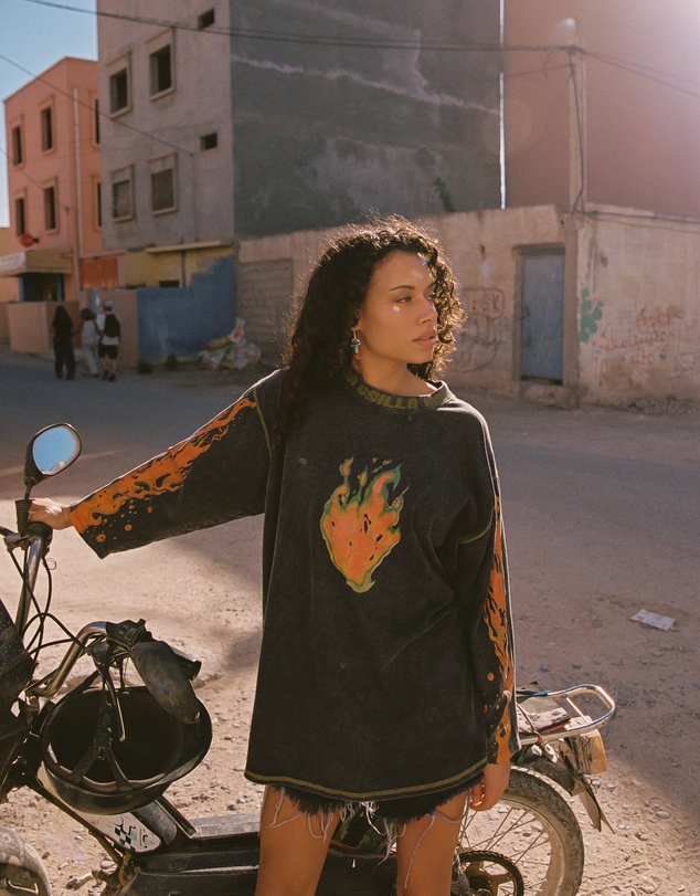 KINGA CSILLA - Flaming Heart Tommy Tee