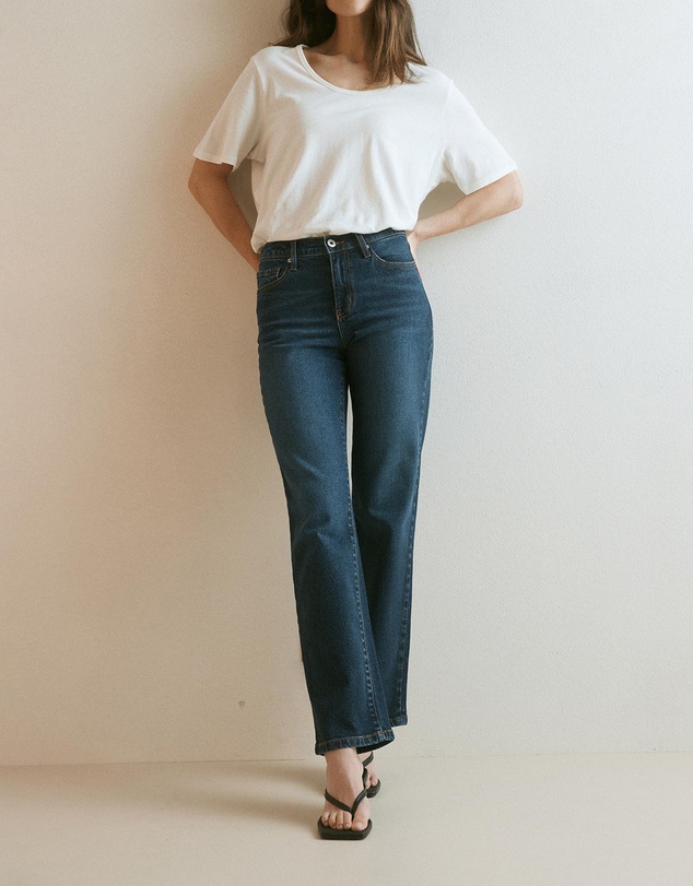 Outland Denim - Elise Mid Straight Jeans