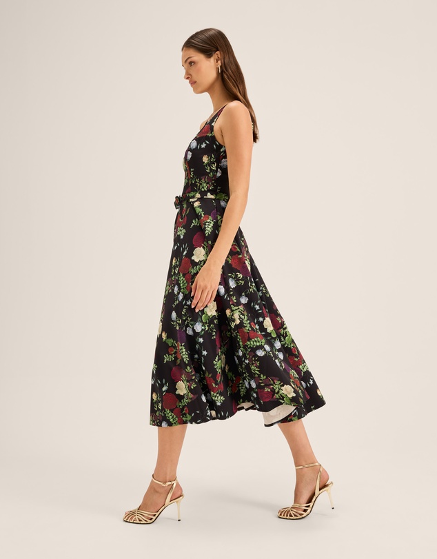 Review - Soiree Midi Dress