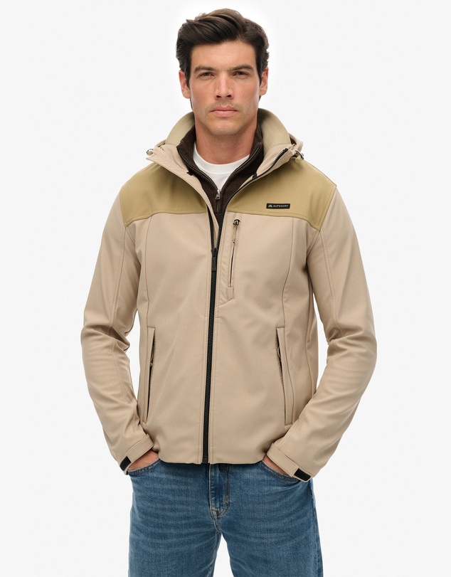 Superdry - Hooded Softshell Tech Trekker