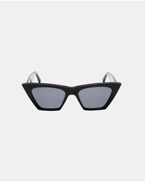Soda Shades - Rozalia Russia x Soda Shades - Shade 001 Black