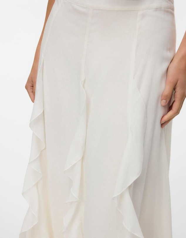 Vero Moda - Banks High Waisted Maxi Skirt