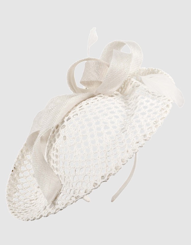 Max Alexander - White Plate Racing Fascinator
