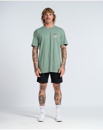 Vacancy Co - Nurture Nature Tee