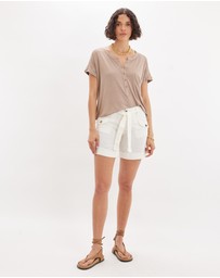 Amelius - Enid Three Quarter Button Tee