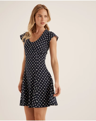 Review - Sea Spot Dress