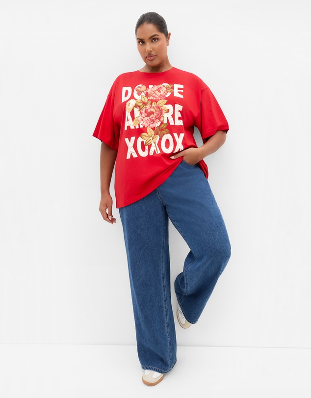 City Chic - Plus size Oversized Rose Print Tee - red