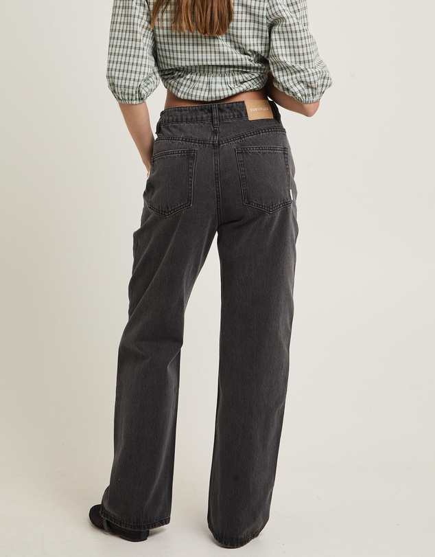 Subtitled - Alexa Mid Rise Relaxed Denim Jeans