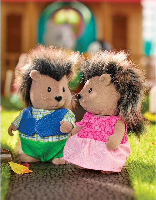 Lil Woodzeez - The McBristly Porcupines Miniature Animal Figurine Set