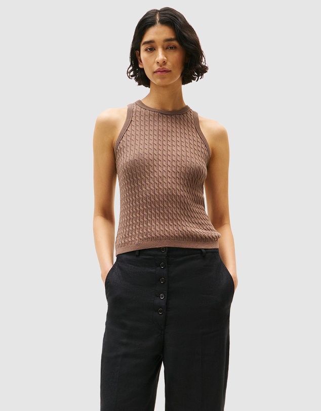 Tommy Hilfiger - Cable Knit Sleeveless Slim Sweater