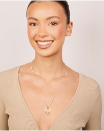 Lovisa - Waterproof Gold Plated Stainless Steel Open Oval Pendant Necklace